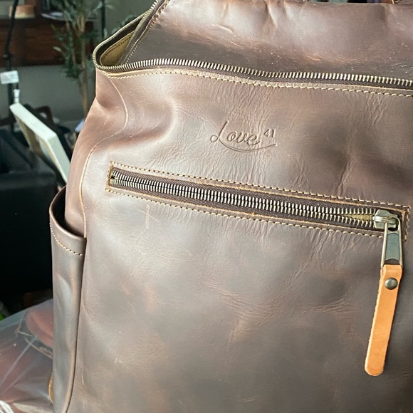 DCB Large Love 41 Backpack pig skinned lined - Picture 5 of 6